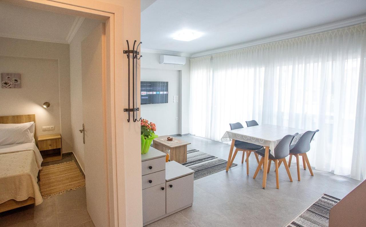 Ferienwohnung Natalia Peramos Néa Péramos Exterior foto